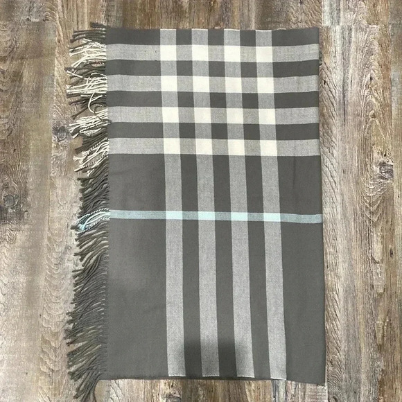 Indigo  Blanket Scarf - Picture 2 of 5